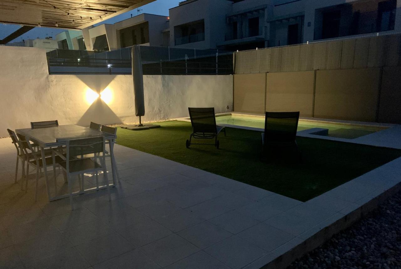 Chalet Con Piscina Privada A 25 Min De Madrid อาร์โรโยโมลีโนส ภายนอก รูปภาพ