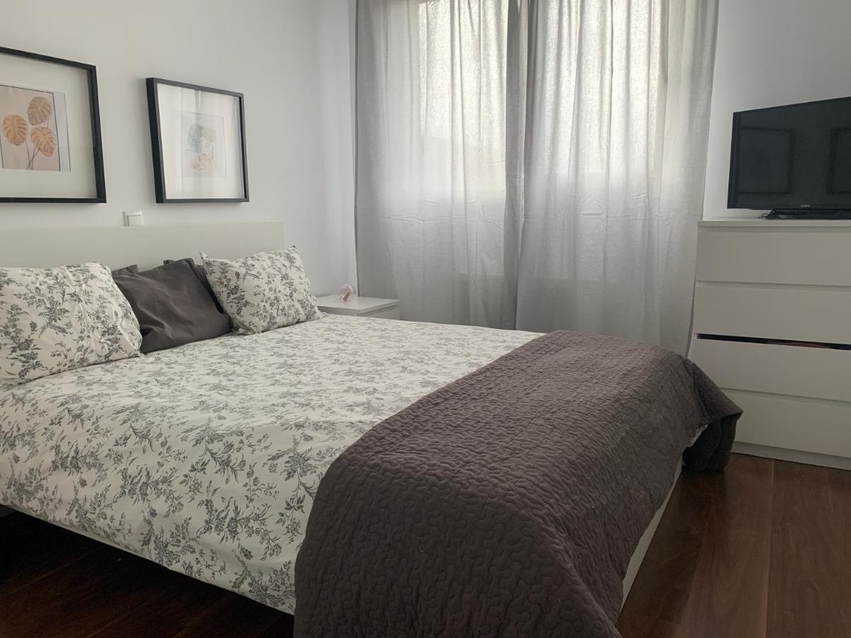 Chalet Con Piscina Privada A 25 Min De Madrid อาร์โรโยโมลีโนส ภายนอก รูปภาพ